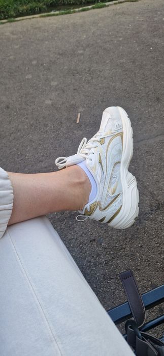 Adidași Puma bej