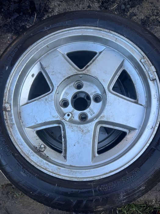 Продавам джанти 15 цола