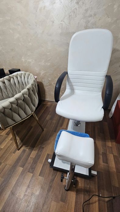 Стол за педикюр София
