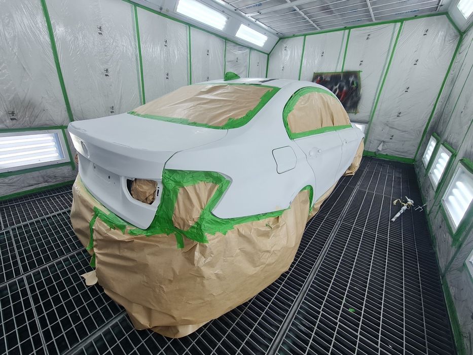 Vopsitorie și Tinichigerie Craiova/ Centru constatări daune/ Revizii