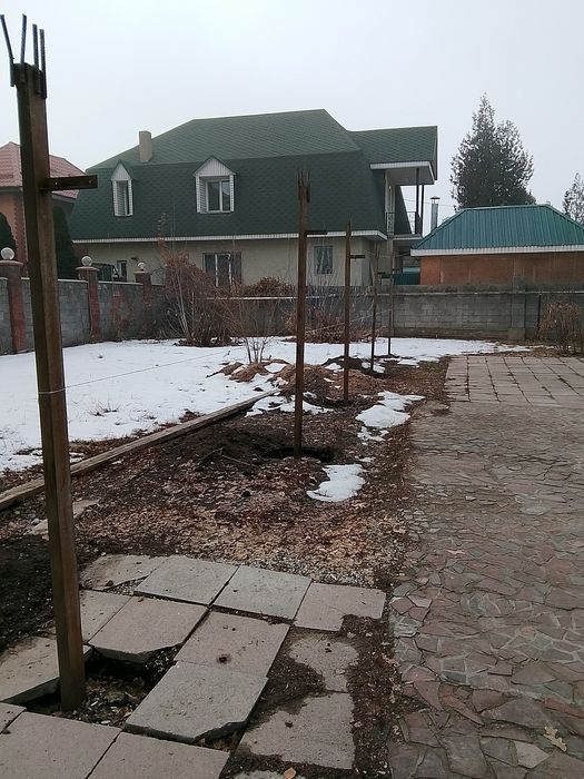 продам конструкцию под навес