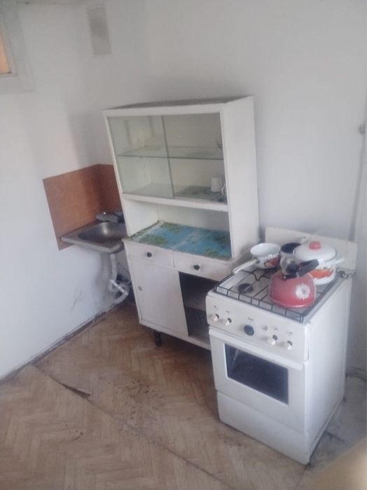 Продается 1 ком Юбилейная 2/5