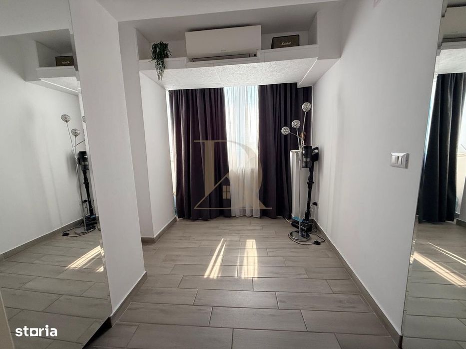 Centru Hala Centrala apartament 1 camera etaj intermediar la cheie