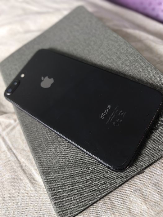 Продам iPhone-8  в хорошем состоянии