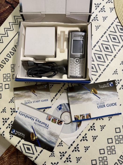 Спутниковый телефон Thuraya SG-2520