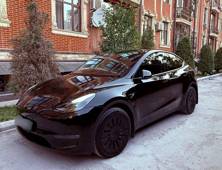 TESLA MODEL Y продаю свою теслу