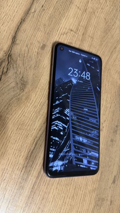 Продам телефон realme