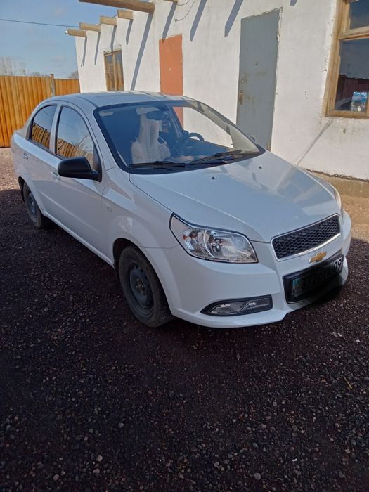 Авто шеврале нексия