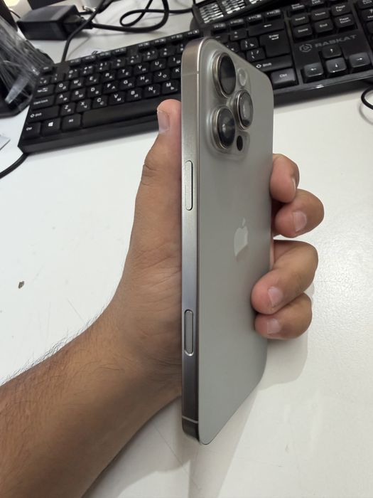 Iphone 16pro MAX