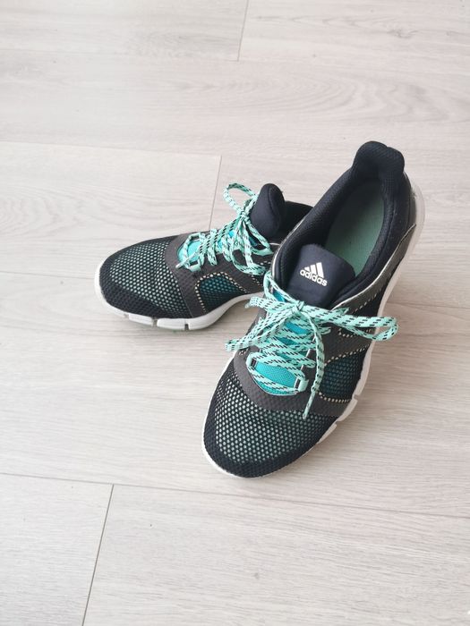 Pantofi sport Adidas, non marking, mărimea 39