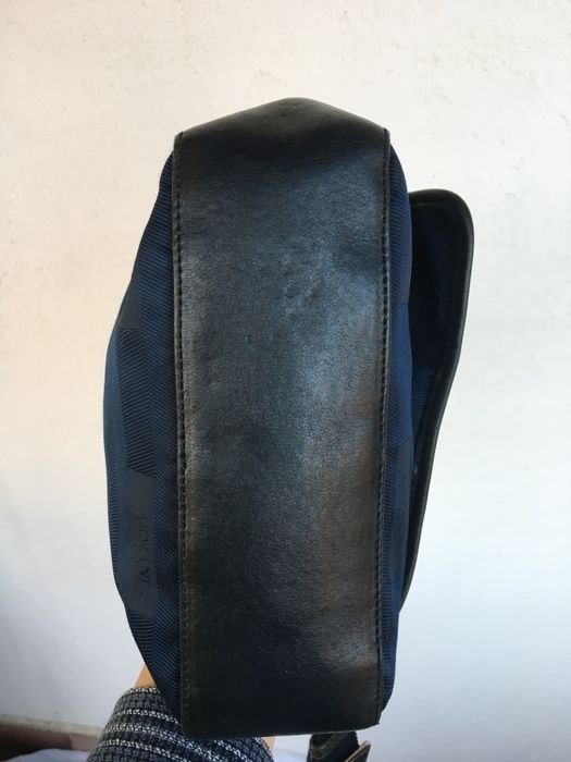 Armani Collezione, ретро мъжка  чанта презрамо