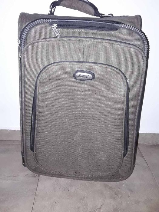 Куфар силиконово колела