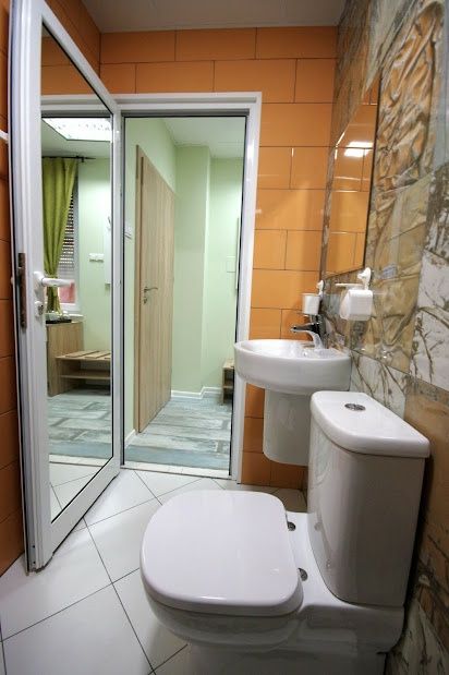 Продава се Хотел в Габрово, Център - 200 кв.м за 1250 €/кв.м - Снимка #3