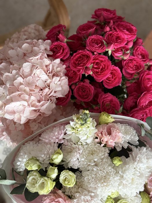 Цветы букеты 3 штуки на выбор