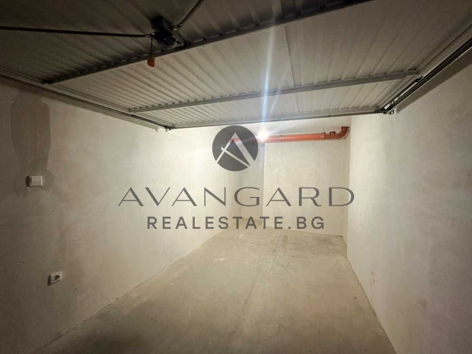 оф.25598 Тристаен с гараж/ Остромила