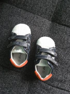 Детски обувки нови