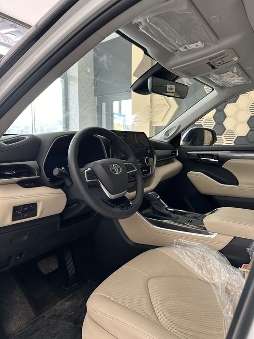 Toyota highlander hybrid 2.5 limited