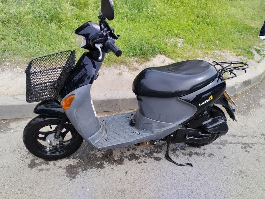 Мопед Сузуки лет 4