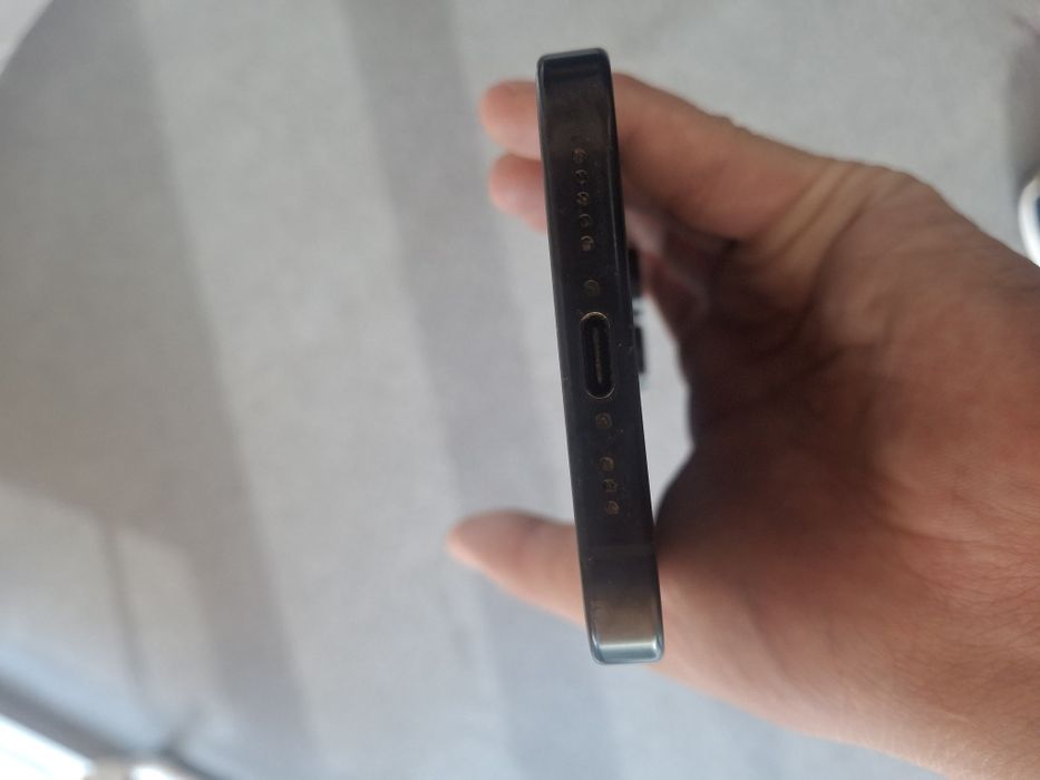 iPhone 16 pro 256 gb чёрный