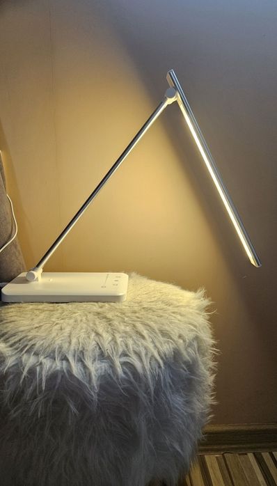 Нова лед настолна лампа, различни режими, 180 градуса