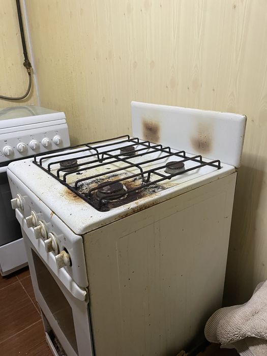 Газовая плита(рабочая) Уральск!