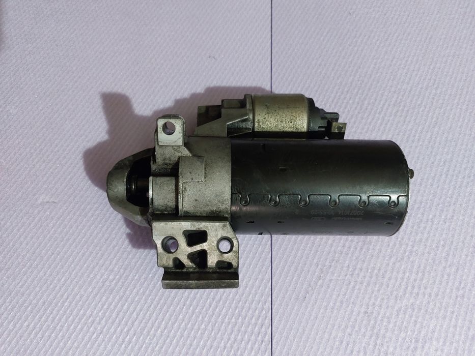 Electromotor Bosch BMW E81 E87 E90 motor N47 2.0 Diesel