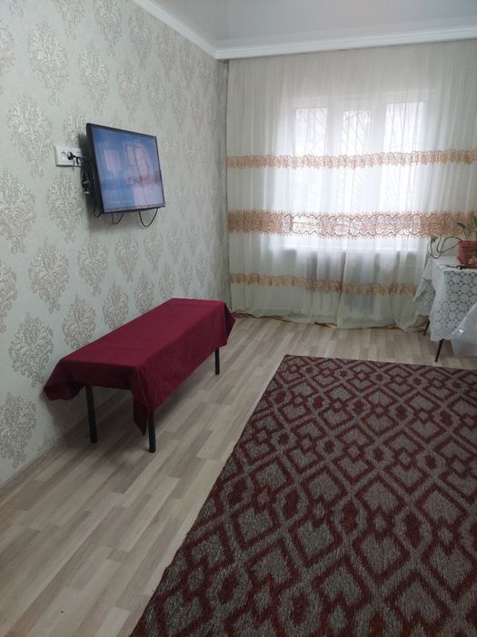 Продаю квартиру в Яшнабадском районе 58-воен/город 2х комнатная 49 м2.