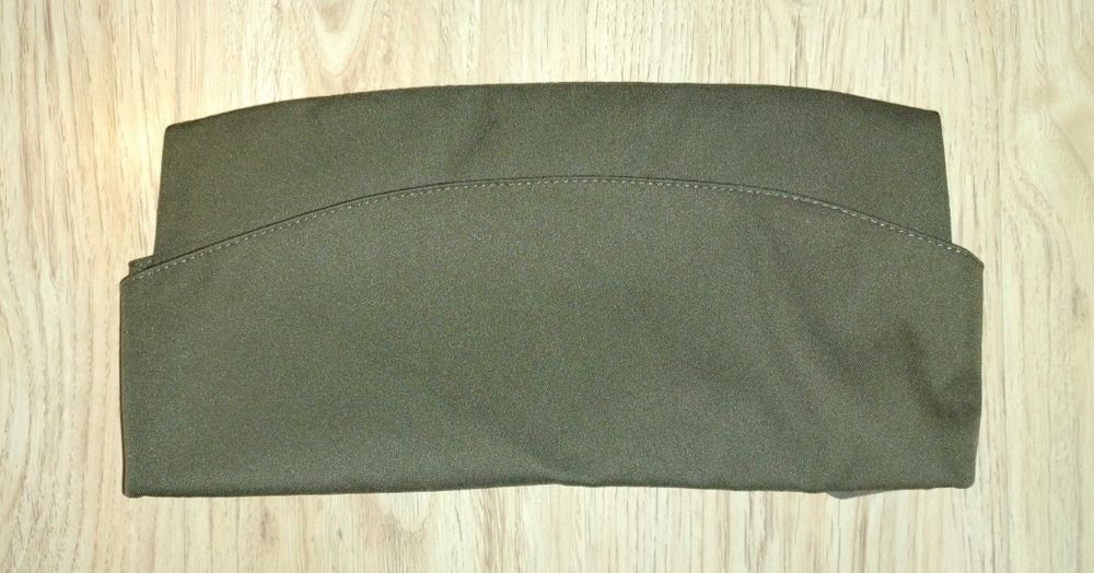 Boneta / Bereta militara kaki, NOUA, marimea 56