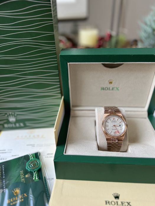 Rolex Land-Dweller Everose Gold 40 mm