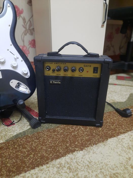 Электрогитара полный комплект новый