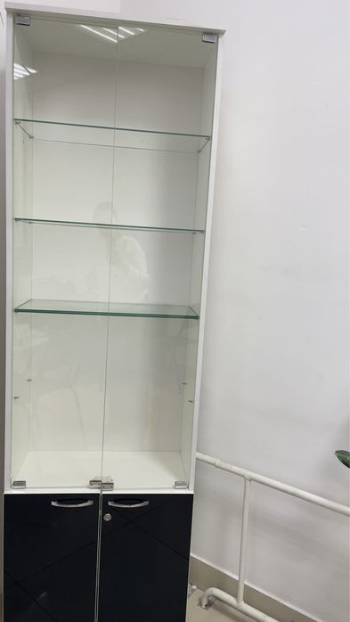 Шкаф для офиса и для дома отлиный