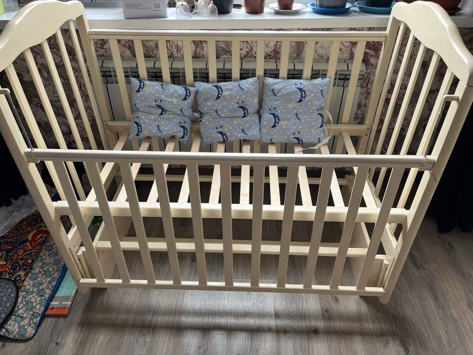 Детская кроват калбелная