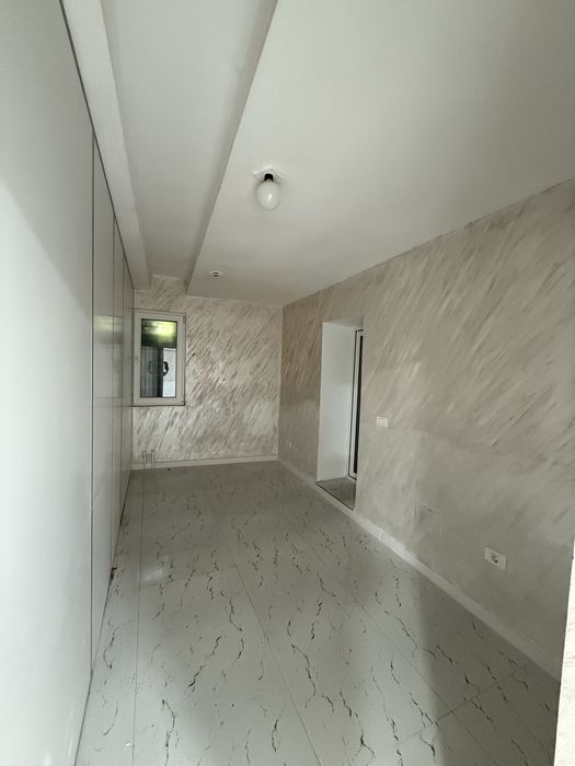 Inchiriez spatiu comercial central