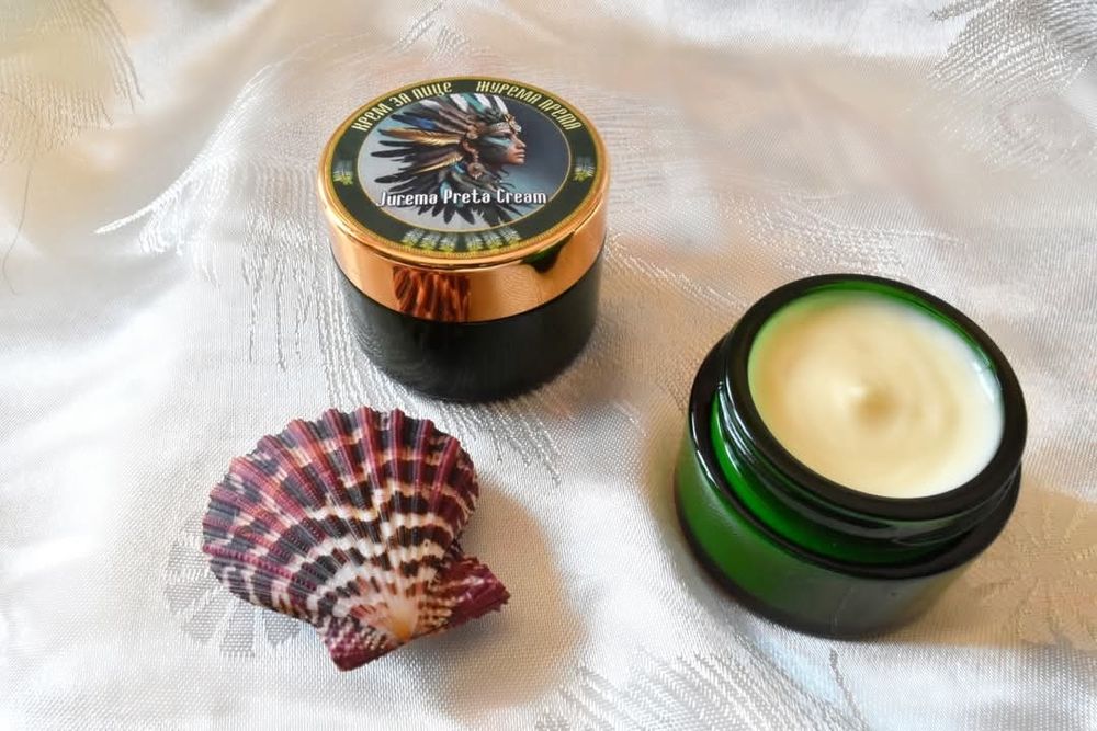 Натурални антиейдж серум и крем