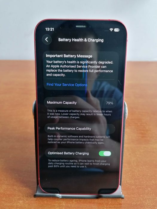 Iphone 12 в много добро състояние