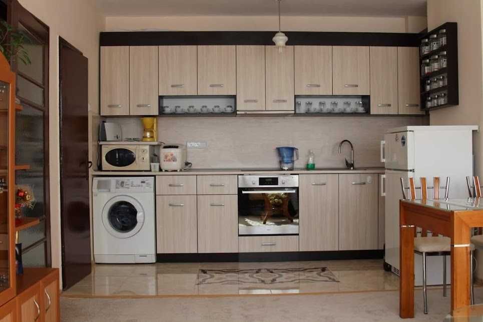 Дава се под наем Двустаен апартамент в Варна, Базар Левски - 70 кв.м за 510 € - Снимка #3