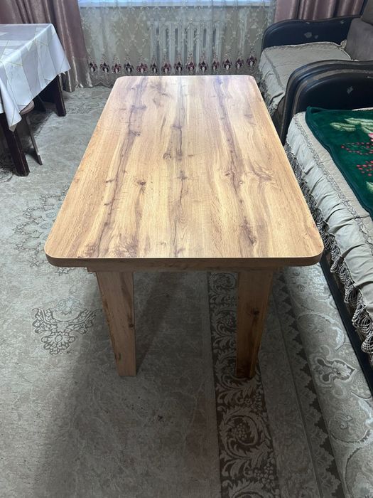 стол кухонный +4 стула подарок