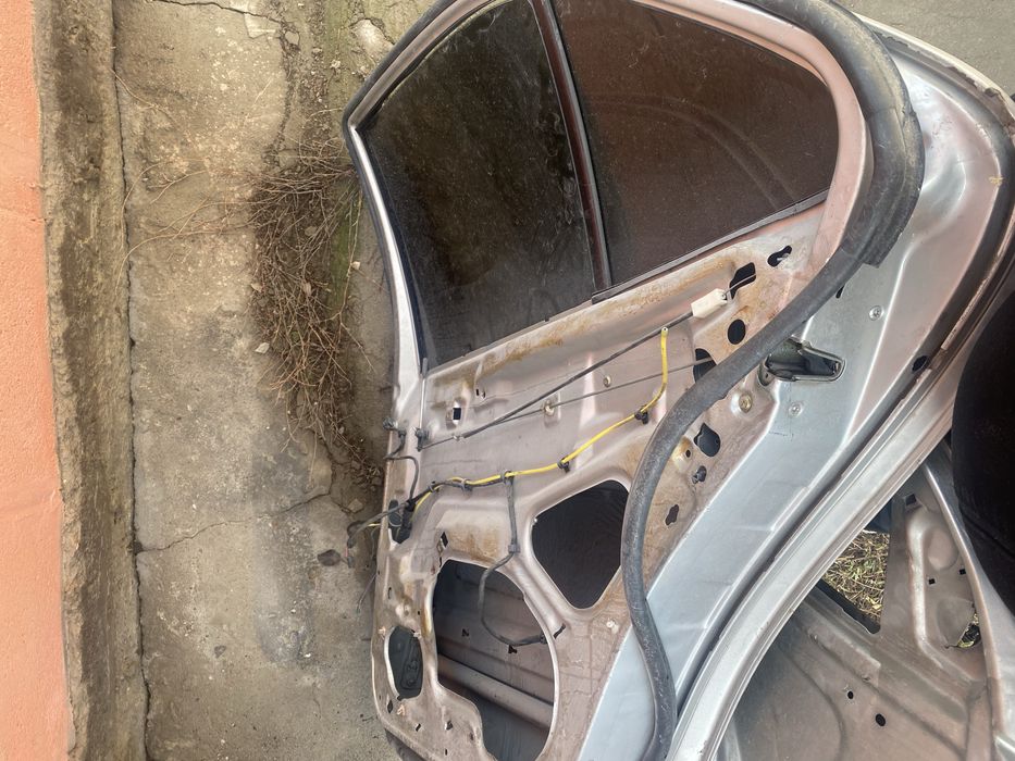 Двери 210 мерседес