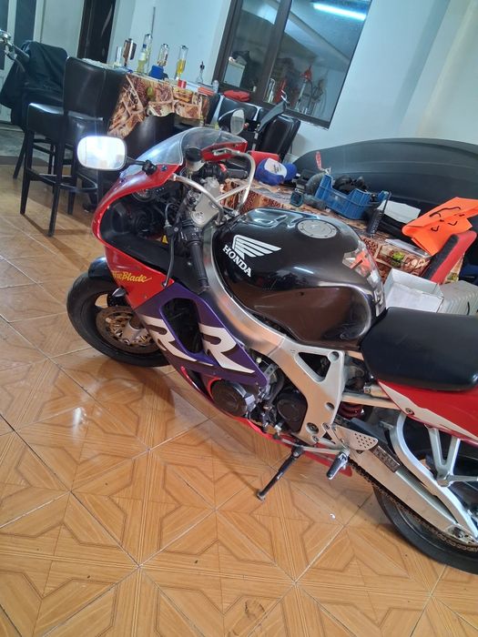 Honda cbr 918 nu pornește, motor perfect