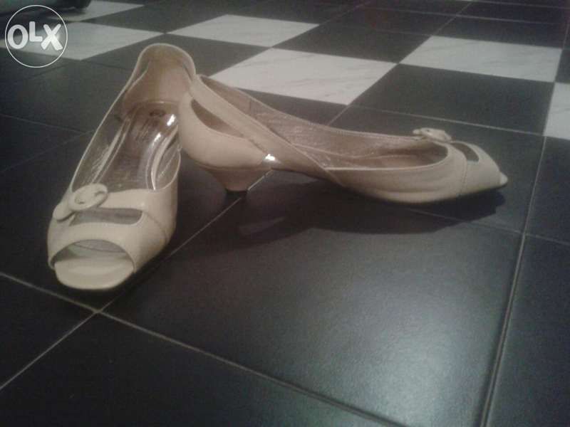 Нови кожени обувки 38ми номер