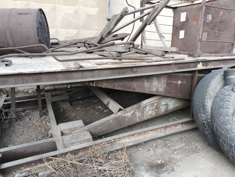 Продам 2 полуприцепа Одаз