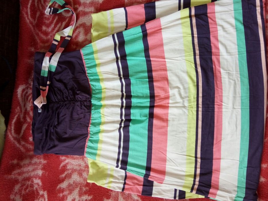 Дълга цветна рокля