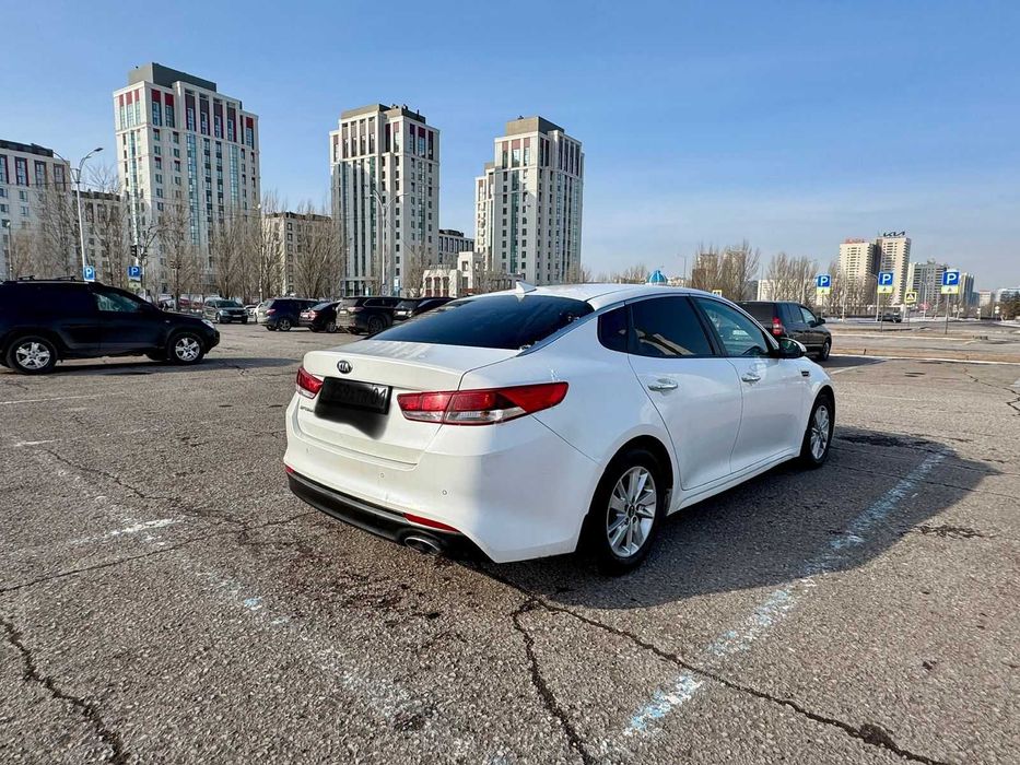 Kia Optima 2017 года