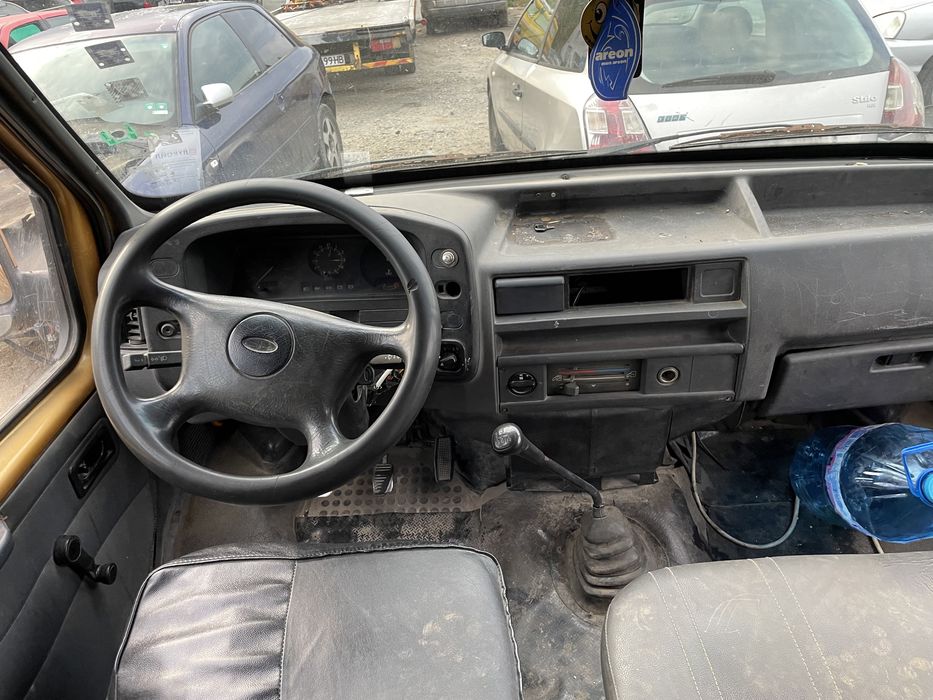 Ford Transit 2.5d 1995 На Части