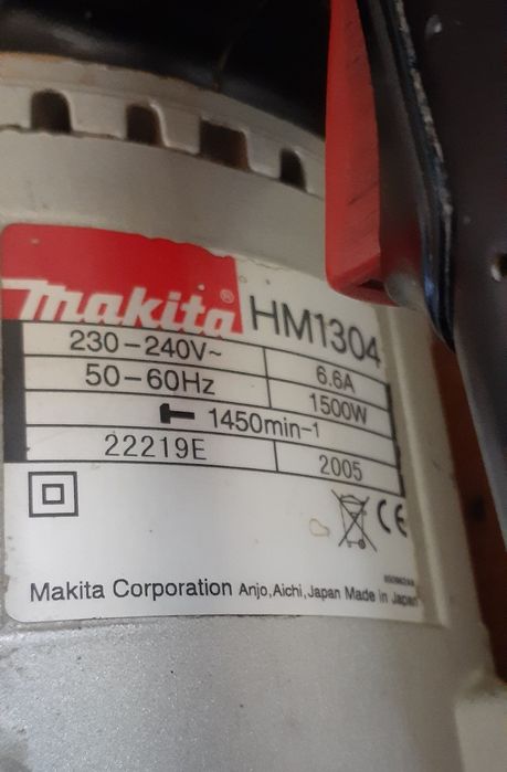 Отбойный молоток Макита