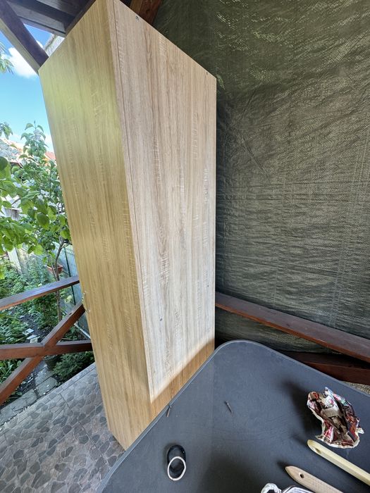 Dulap interior facut pe comanda