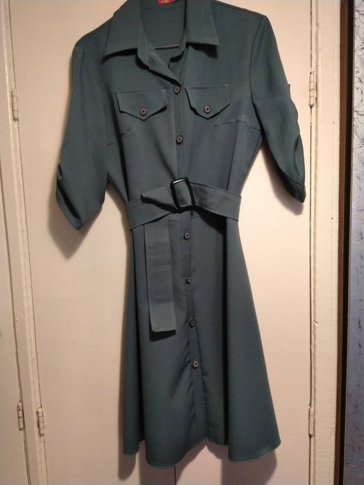 Платья 46 размер по 500тг.