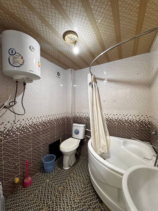 Продается 3 ком. Квартира в Вокзале площадью 58 кв.м. Ор. Саодат