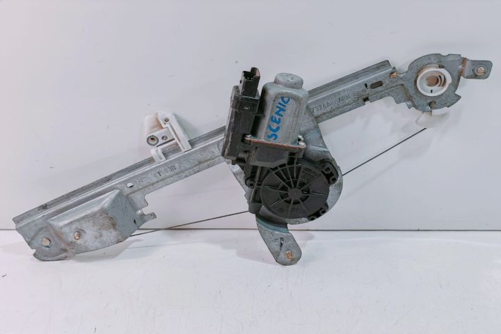 Macara  dreapta cu motoras  440726F Renault Scenic a 2-a generatie (f