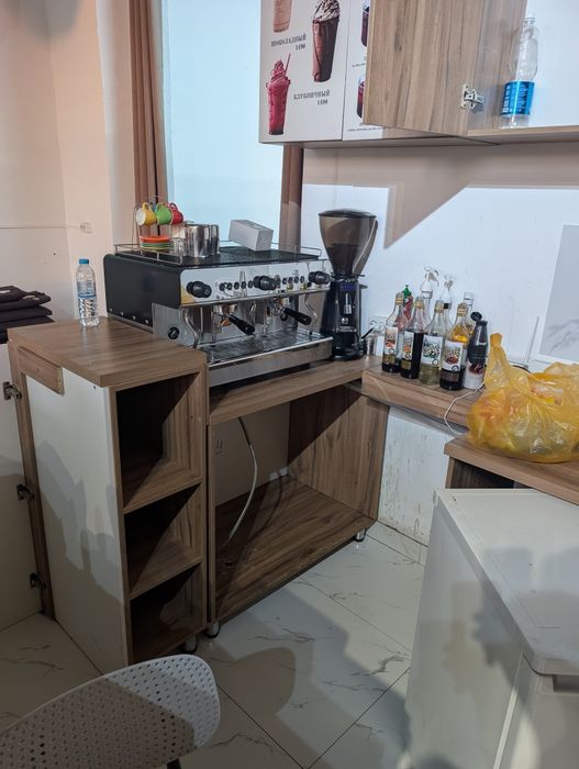 Барная мебель со шкафчиками